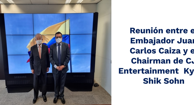 Reunión entre el Embajador Juan Carlos Caiza y el Chairman de CJ Entertainment Kyung Shik Sohn