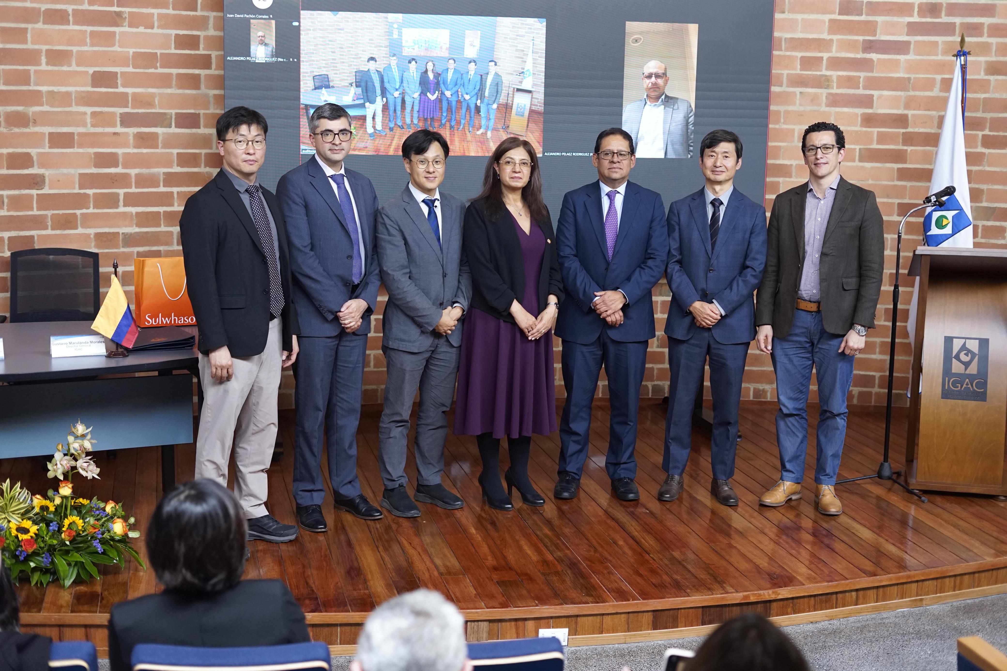 Cooperación entre las República de Corea y Colombia contribuye a la consolidación de la paz