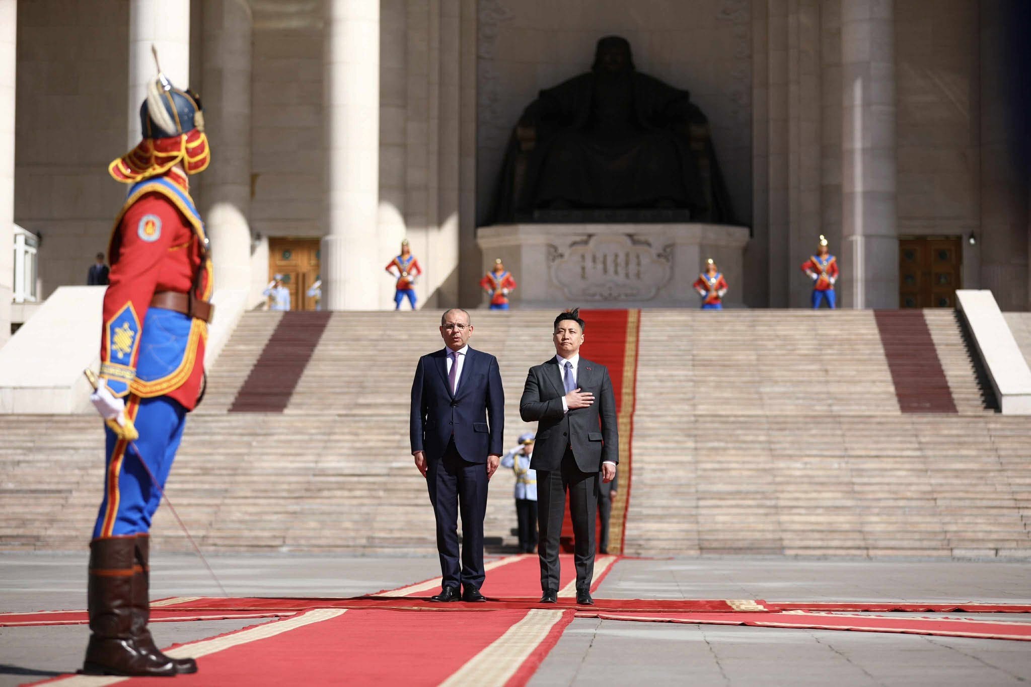 Embajador Alejandro Peláez entregó cartas credenciales como Embajador Extraordinario y Plenipotenciario no residente en Mongolia