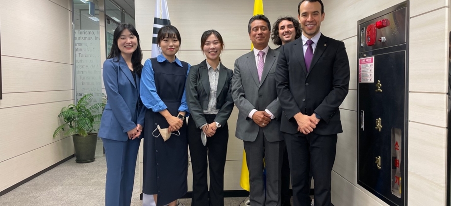 Cooperación entre Corea y Colombia fortalece educación en línea