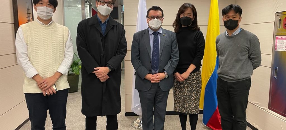 Agencia de Negocios de Seúl visita la Embajada de Colombia en preparación de la aplicación del Memorando de Entendimiento con iNNpulsa