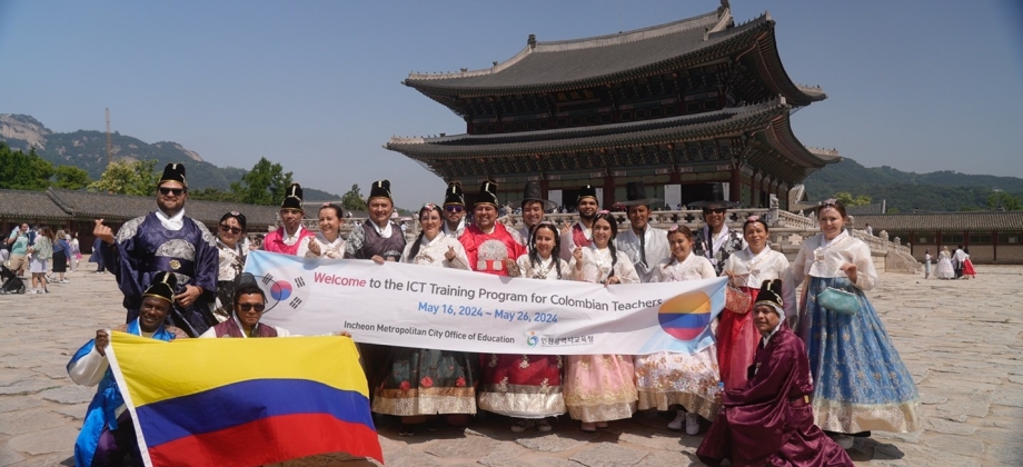 Delegación de educadores colombianos participó en el Curso de uso Pedagógico de Tecnologías de la Información y la Comunicación