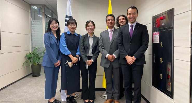 Cooperación entre Corea y Colombia fortalece educación en línea