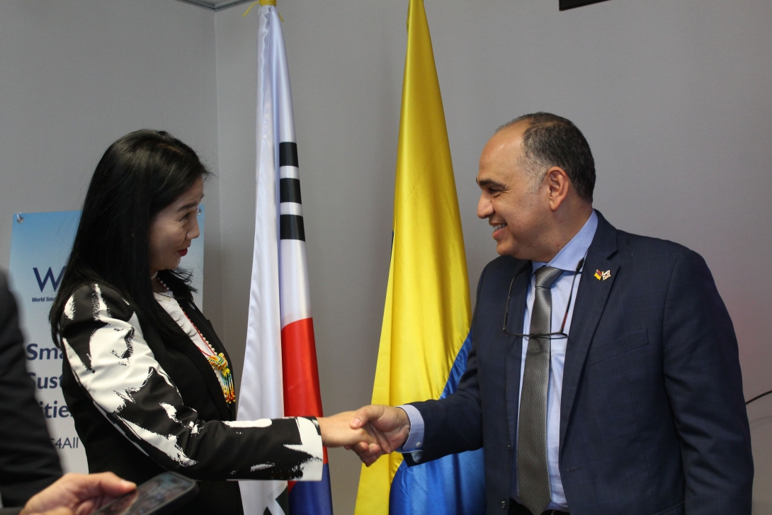 Fructífera jornada el desarrollo del primer día de la visita de entidades colombianas locales nacionales y territoriales a Corea del Sur 